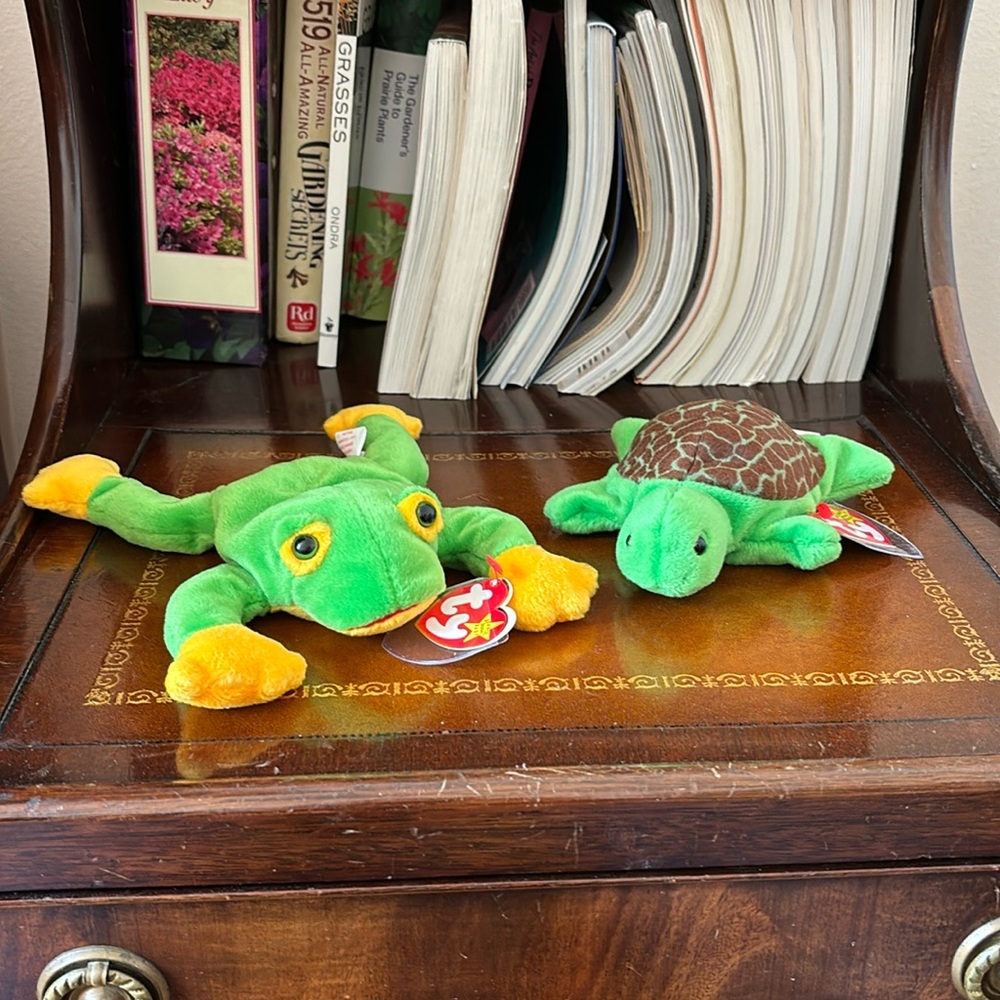 2 Vintage  1993 Speedy and 1997 Smoochy Ty Beanie babies